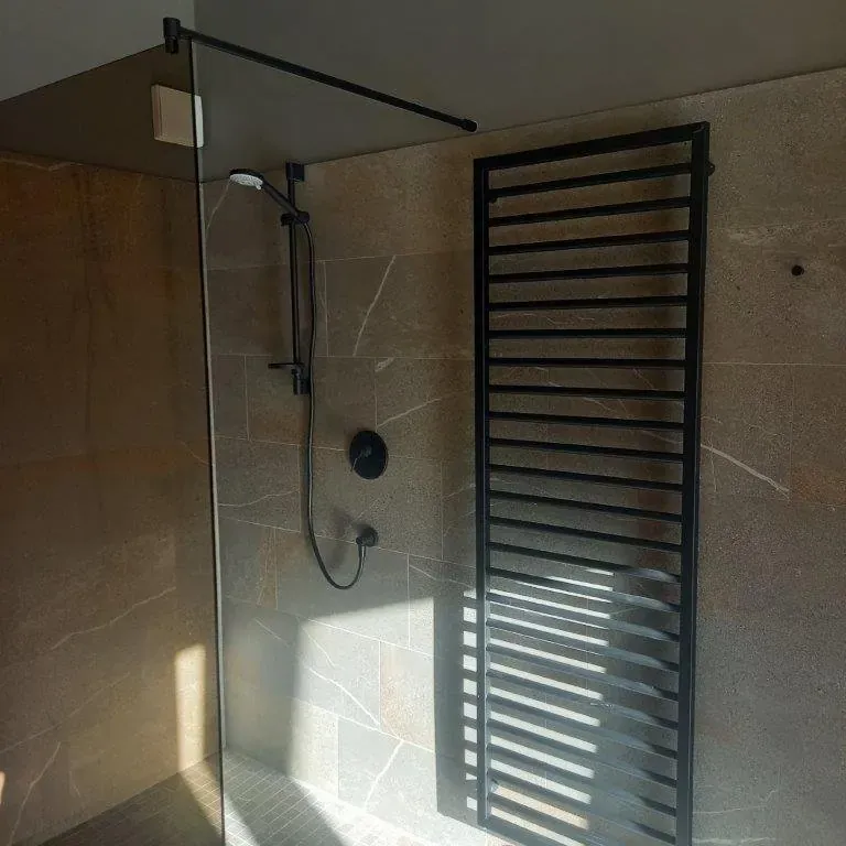 Projekt von Simmerle Artur: Dusche